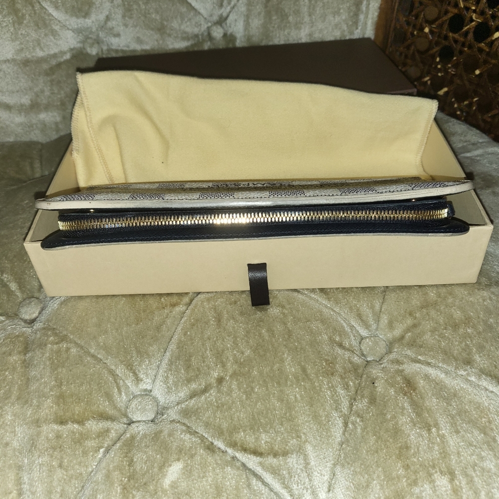 (SOLD)Authentic Louis Vuitton Azur Insolite wallet - Picture 10 of 16